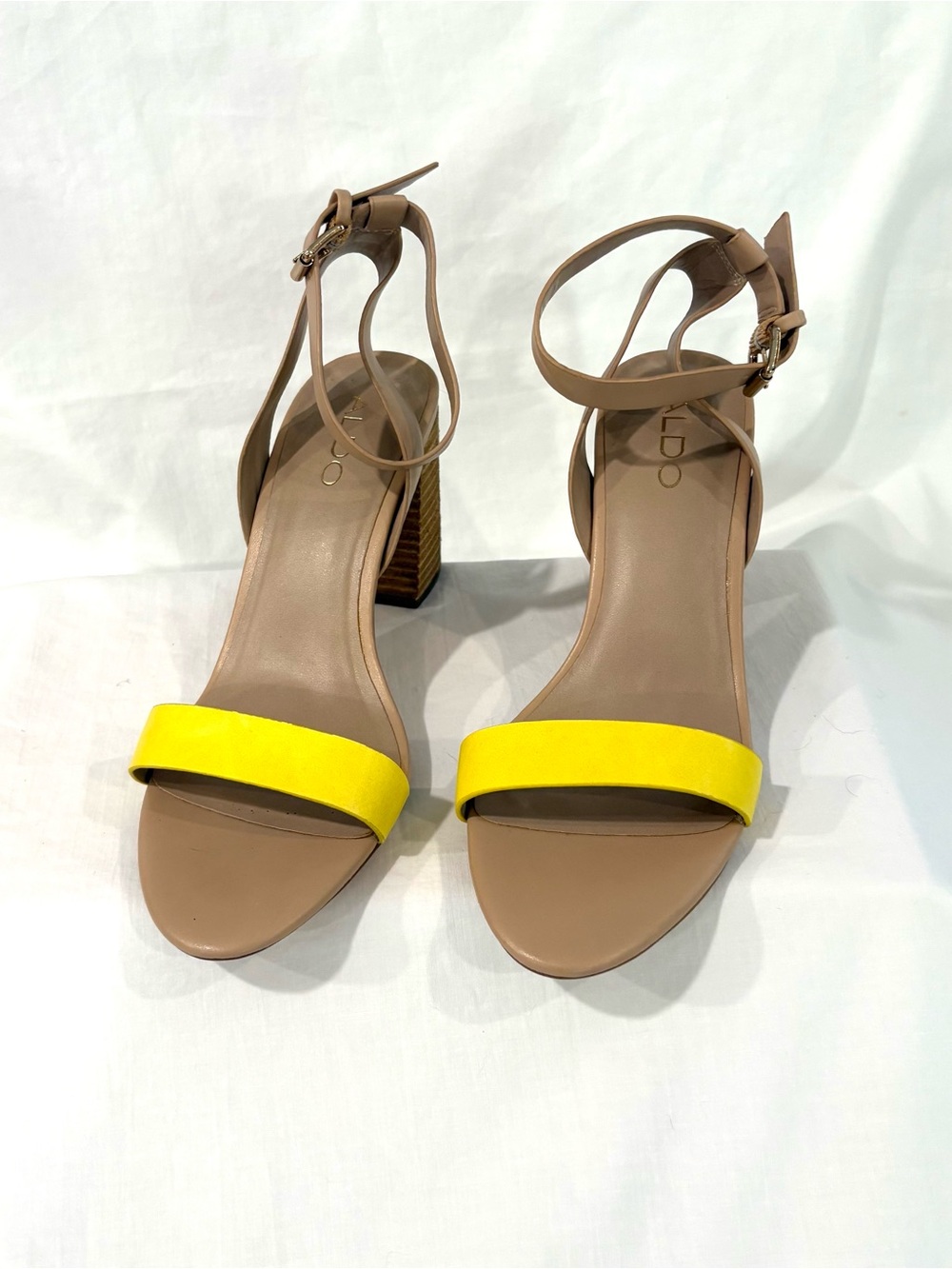 NWOT ALDO Tan & Yellow Block Heel Sandals Size 7